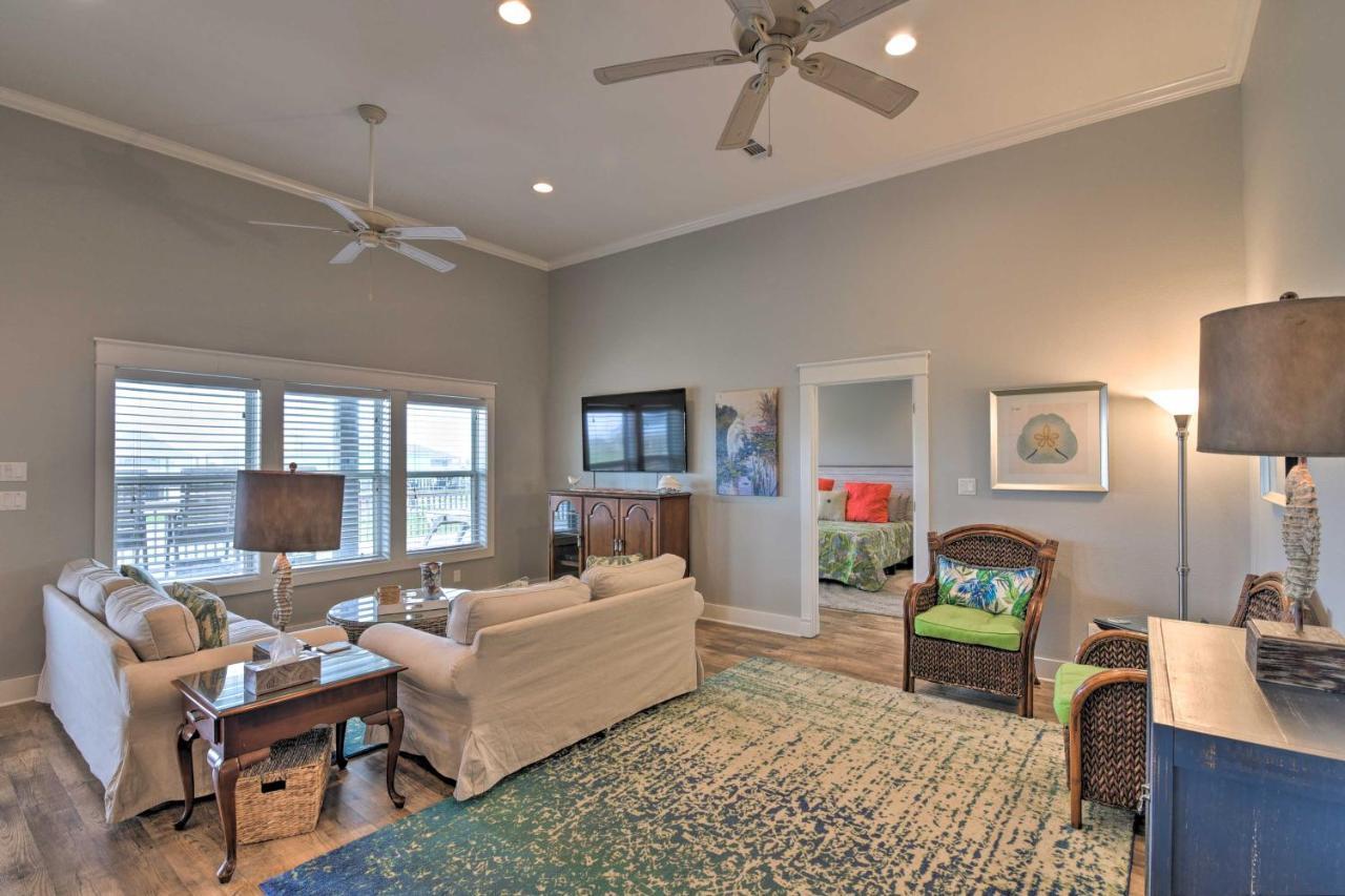 Coastal Port Bolivar Home - Walk To Beach! 외부 사진